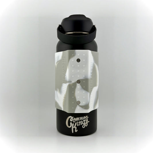COMMON KINGS Special Edition Magnetic Bottle X Fuelstation Sleeve